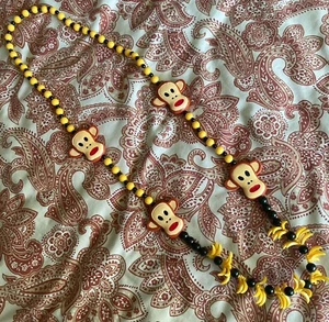 Mardi Gras Vintage Monkey Bananas Hand Painted Beaded Necklace 21” Beads Yellow - Picture 1 of 6