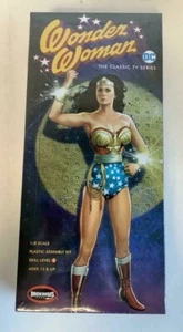 NEW Moebius Models 973 WONDER WOMAN LYNDA CARTER 1:8 Scale Model Kit - Picture 1 of 3