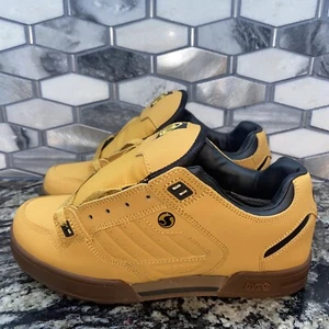 DVS Mens Skateboarding Shoes, Militia Snow, Chamois Black New Buck, Sz 9 - Picture 1 of 9