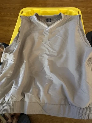 Vintage Nike Golf Vest Men's XL Beige Sleeveless Windbreaker 90s Outdoor NWT - Image 1 of 4