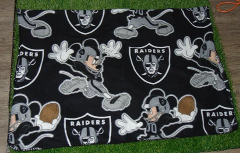 2012 Oakland Raiders Mickey Mouse Fleece Throw Blanket 48x36 Cover