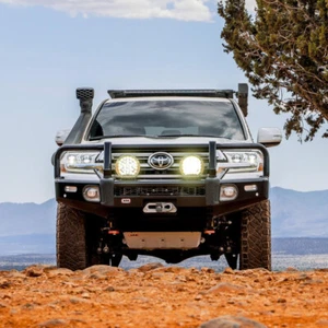 ARB Summit Front Bull Bar Kit Toyota 16-21 Land Cruiser Series 200 #3415250 - Picture 1 of 6