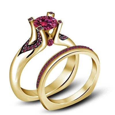 Juego de anillos de compromiso nupciales de zafiro creados en laboratorio redondos de 2 quilates de oro amarillo de 14 quilates Foto 1 de 2