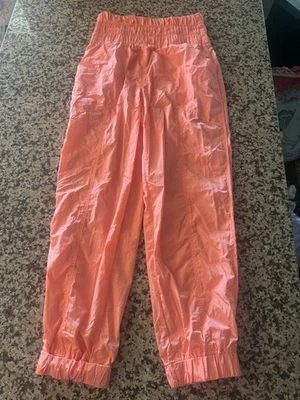 Pantalones/joggers pequeños para mujer Free People Foto 1 de 4