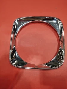 GM 1971 71 Chevrolet Chevelle El Camino Malibu RH Headlight Bezel Passenger side - Picture 1 of 11