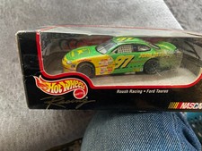 Hot Wheels - Roush Racing - Ford Taurus (John Deere)