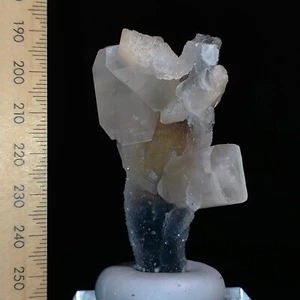 Chalcedony Quartz stalactite formation w/ Apophyllite & Stilbite crystals 192ct - Picture 1 of 7
