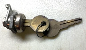 1930s Glovebox Lock & Key Ford Chevy Terraplane Dodge Hudson Plymouth Pontiac IH - Picture 1 of 9