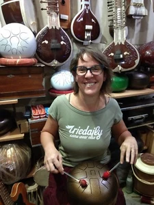 Tambor de lengua/Handpan/tambor de acero/tambor colgante, 10" resonancia increíble y buenos armónicos - Imagen 1 de 7