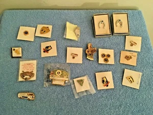 VINTAGE LIONS CLUB INTERNATIONAL BUTTONS PINS ETC LOT C - Picture 1 of 6