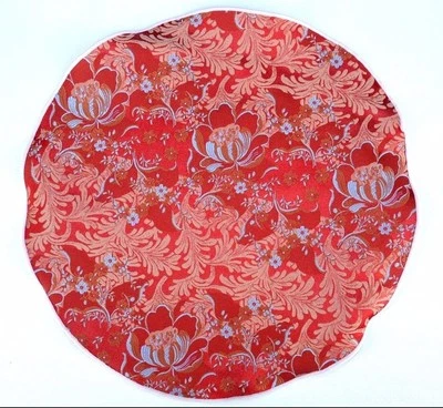 Lord R Colton Masterworks Bolsillo Redondo Merano Rojo Floral Seda - $75 Minorista Nuevo Foto 1 de 2