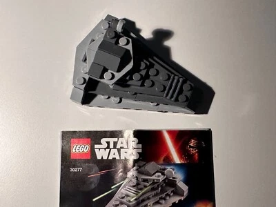 LEGO Star Wars: First Order Star Destroyer (30277) - Image 1 of 4