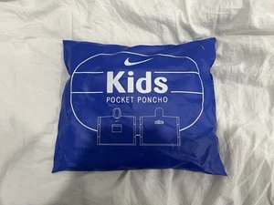Nike Kids Blue Pocket Poncho Waterproof (Vintage) (New) Youth Unisex - Picture 1 of 5