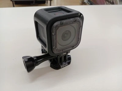 GO PRO HERO5 SESSION Action Cam - Image 1 of 4