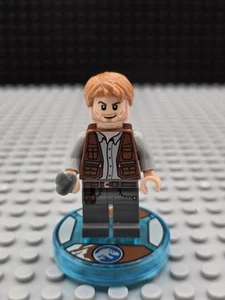 LEGO Owen Grady minifigure Jurassic World con base NFC - Foto 1 di 2