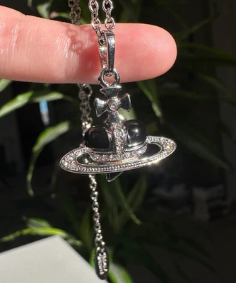 Vivienne Westwood 3D Nuevo Corazón Negro Plata Collar Cadena Foto 1 de 3