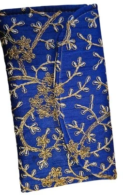 手包化妆包钱包刺绣皇家蓝色金色花卉拉链闭合新品 — 第 1/4 张图片