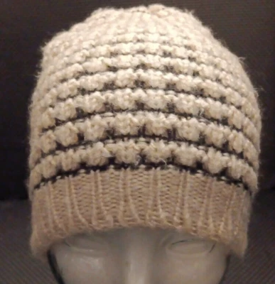Para mujeres OSFA Ann Taylor Loft Grueso Acanalado Tejido Invierno Gorro Slouch Sombrero Foto 1 de 4