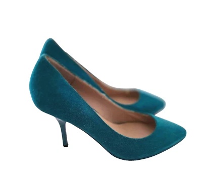 Zapatos de salón Betsey Johnson de gamuza con tacón en punta verde floral rosa parte inferior 8M Foto 1 de 4