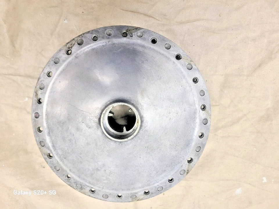 Buje de rueda delantera HONDA CB350 CL350 CJ360 CL360 SL350 1969-1970 OEM 44601-286-010 Foto 1 de 1