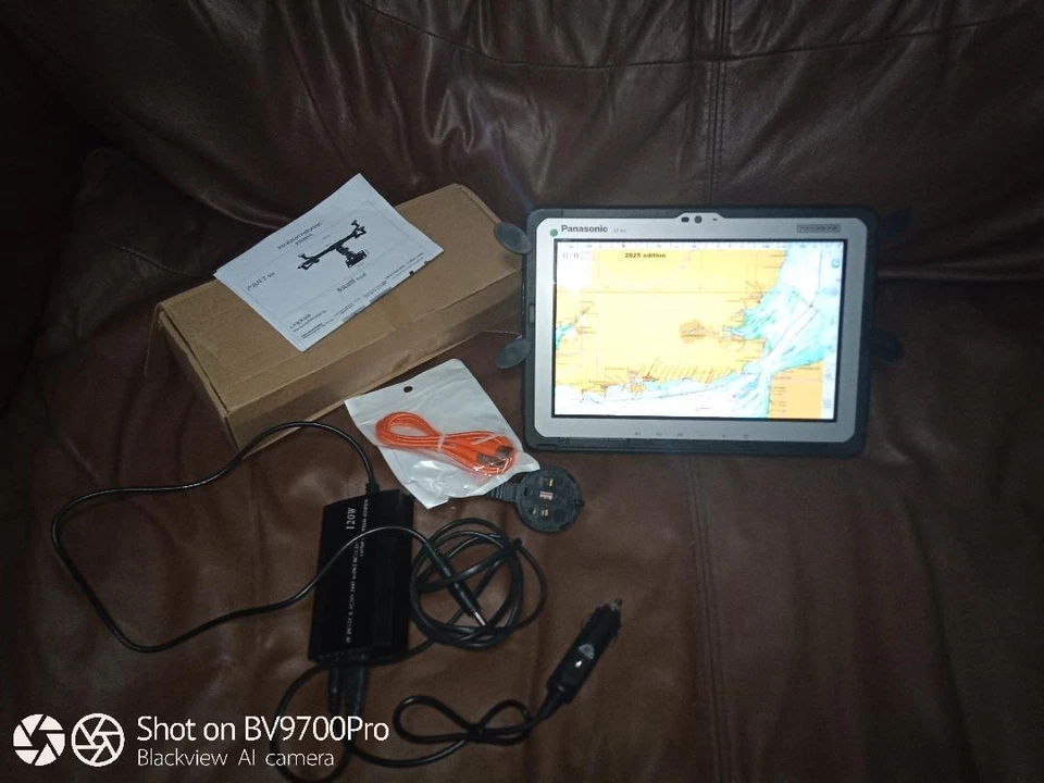10.1  PANASONIC TOUGHBOOK FZ-A3 ANDROID CHARTPLOTTER,2025 UK CHRTS,FULL KIT,IP65 - Image 1 of 4