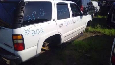 Grille Excluding Ltz Chrome Fits 00-06 SUBURBAN 1500 654777 - Image 1 of 4