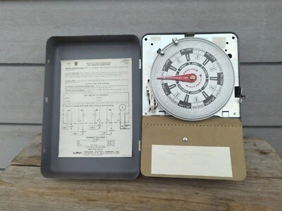 AMF Paragon 7007-20 Time control - UNUSED OLD STOCK  - Image 1 of 4