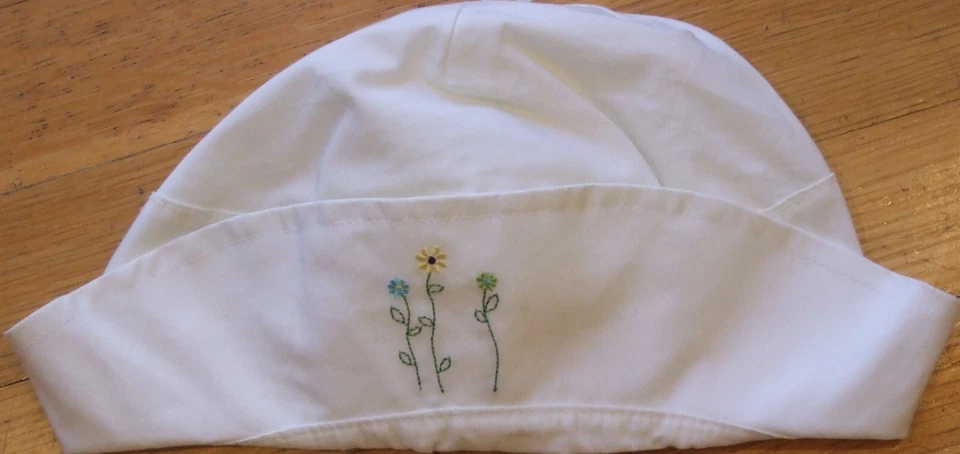 New Vintage 2001 White Gymboree Nautical Sun Hat Flowers Size 18-24 mo 2T 3T NWT - Image 1 of 1