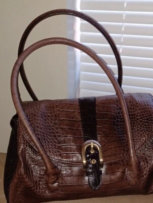 Cartera Ann Taylor LOFT Cuero Marrón/Imitación Cuero Cocodrilo Doble Asa Usada en Excelente Condición Foto 1 de 4