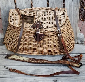 Vintage Fishing Creel Wicker Basket Shearling Lined Leather Strap Handmade - Picture 1 of 9