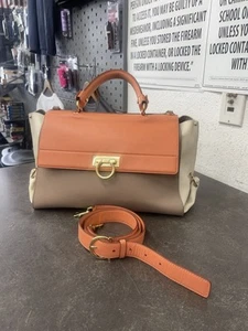 SALVARTORE FERRAGAMO 2 WAY SHOULDER BAG SOPHIA LEATHER - Picture 1 of 12
