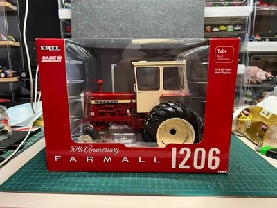 CASE FARMALL 1206  1/16  CASE WANGUO TRACTOR MODEL - Image 1 of 4