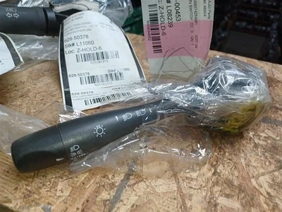 Interruptor de columna 20940369 compatible con 06-10 G6 834652 Foto 1 de 4