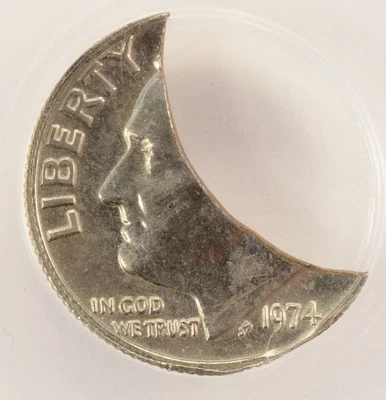 1974 10c Roosevelt Dime Major 45% Curved Clip 1.08 Grams ANACS MS63 - Image 1 of 4