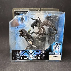 AVP McFarlane Toys Alien Predator Playsets Actionfigur 2005 4 Stück - versiegelt - Bild 1 von 5