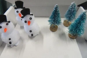 Weihnachtstuchendekoration - 3 x Schneemänner oder 3 x Weihnachtsbäume KOSTENLOSES UK VERSAND - Bild 1 von 5