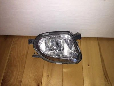 1998 1999 -2004 MERCEDES E430 E320 CLK320 SLK230 ПРОТИВОТУМАННЫЕ ФАРЫ OEM RH SAE F01TN96  - Изображение 1 из 4