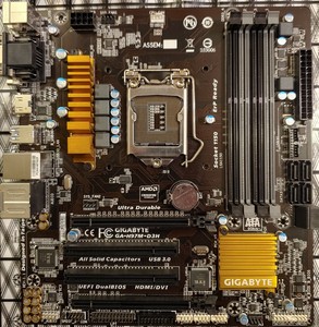 Gigabyte GA-H97M-D3H Intel Socket LGA1150 USB-3.0 Micro ATX Includes I/O Shield