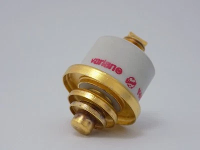 1x Tubo de triodo plano de cerámica Eimac Y-640 3 GHz 150 W para aerotransportado avanzado Foto 1 de 4