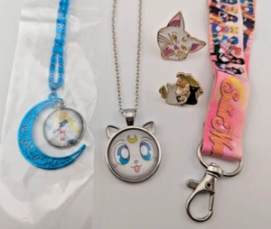 LOTE RELLENO MEDIAS LUNA MARINERO 5 piezas collar pin cordón artemisa anime manga Y1 - Imagen 1 de 1
