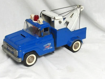 BUDDY L FORD POLICE WRECKER TOWING--EXCELLENT ORIGINAL CONDITION--NO RESERVE-- - Image 1 of 4