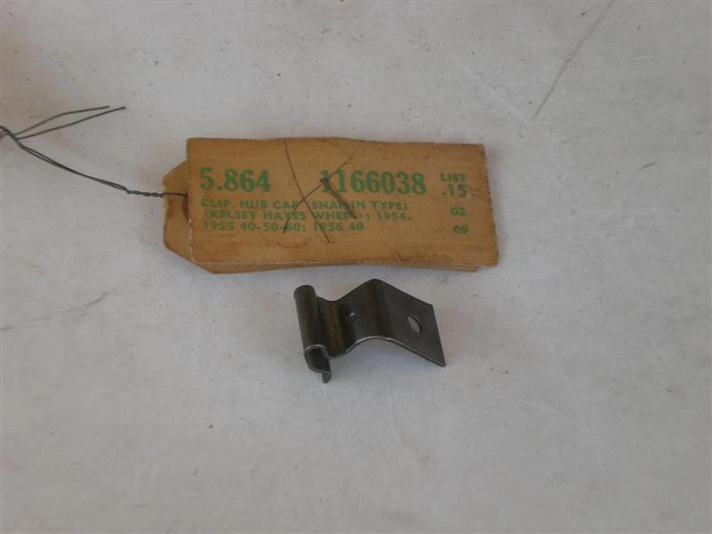 BUICK 1166038 1954-1956; ESPECIAL, 1954-1955; CLIP SUPER & CENTURY; TAPACUBOS; TALSE Foto 1 de 1