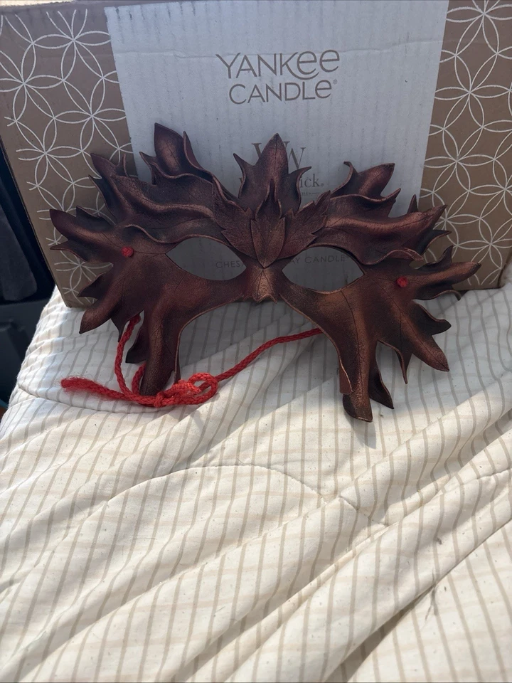 STEAMPUNK Women's MASQUERADE Spiked MASK Mythical RED BLACK Horns COSPLAY EUC! - Image 1 of 1