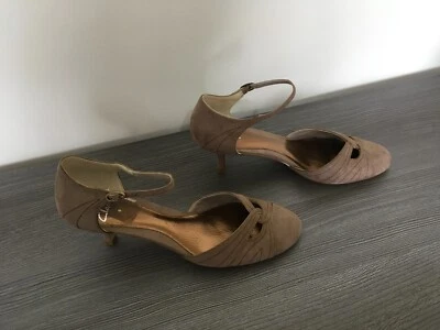 BNWOB Clarks Vintage Shoes, Size Uk 8, Fit D - Image 1 of 4