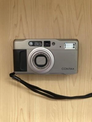 Contax TVS2 Titan Silver Film Camera 35mm JAPAN [Excellent] - Image 1 of 4