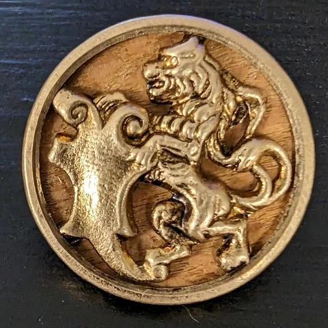 Antique Stamped Brass Lion w/ Shield Button w/ Wood Background 7/8in -L002 Cover