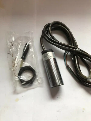 Telemecanique XSA V12373 Inductive Sensor - Image 1 of 4