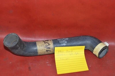 Manguera de radiador inferior Buick Lesabre 1964 motor V8 sin aire acondicionado OEM GM 1363116 NUEVO DE STOCK Foto 1 de 4