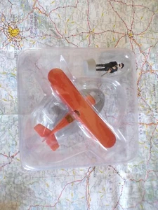 Le Biplan d'acrobaties aériennes de L'Ile Noire 1/60 Hachette en blister - Picture 1 of 2