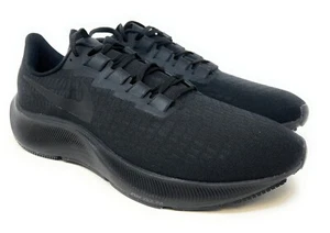 Mens Nike Air Zoom Pegasus 37 Size 11 (Black/Black) - Picture 1 of 5